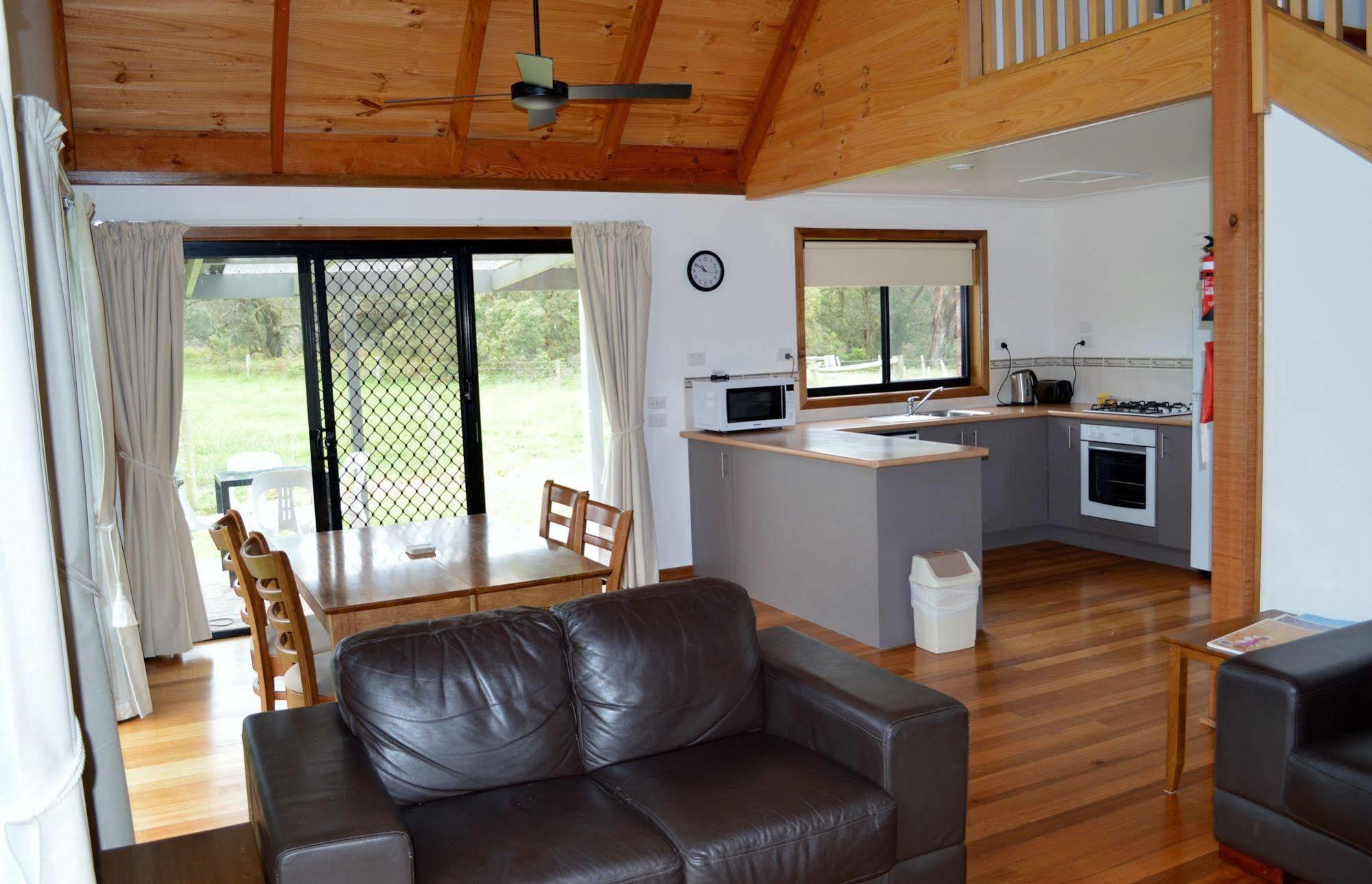 Prom Coast Holiday Lodge Waratah Bay Ngoại thất bức ảnh